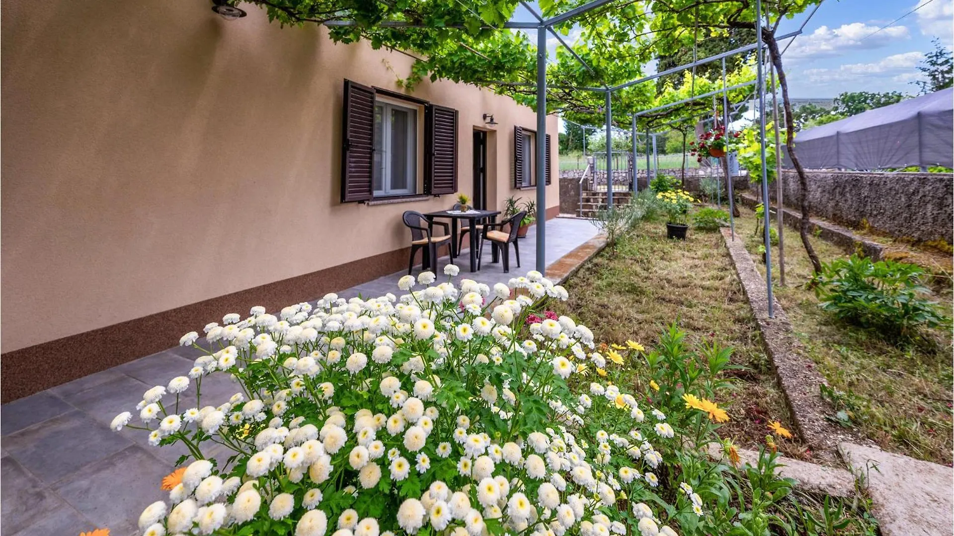 Gorgeous Home In Labin With Wifi Feriehus